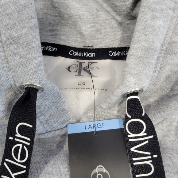 Calvin Klein Woman's Fleece Hoodie Logo on Drawstrings Gray Sweatshirt Size L - Picture 6 of 7